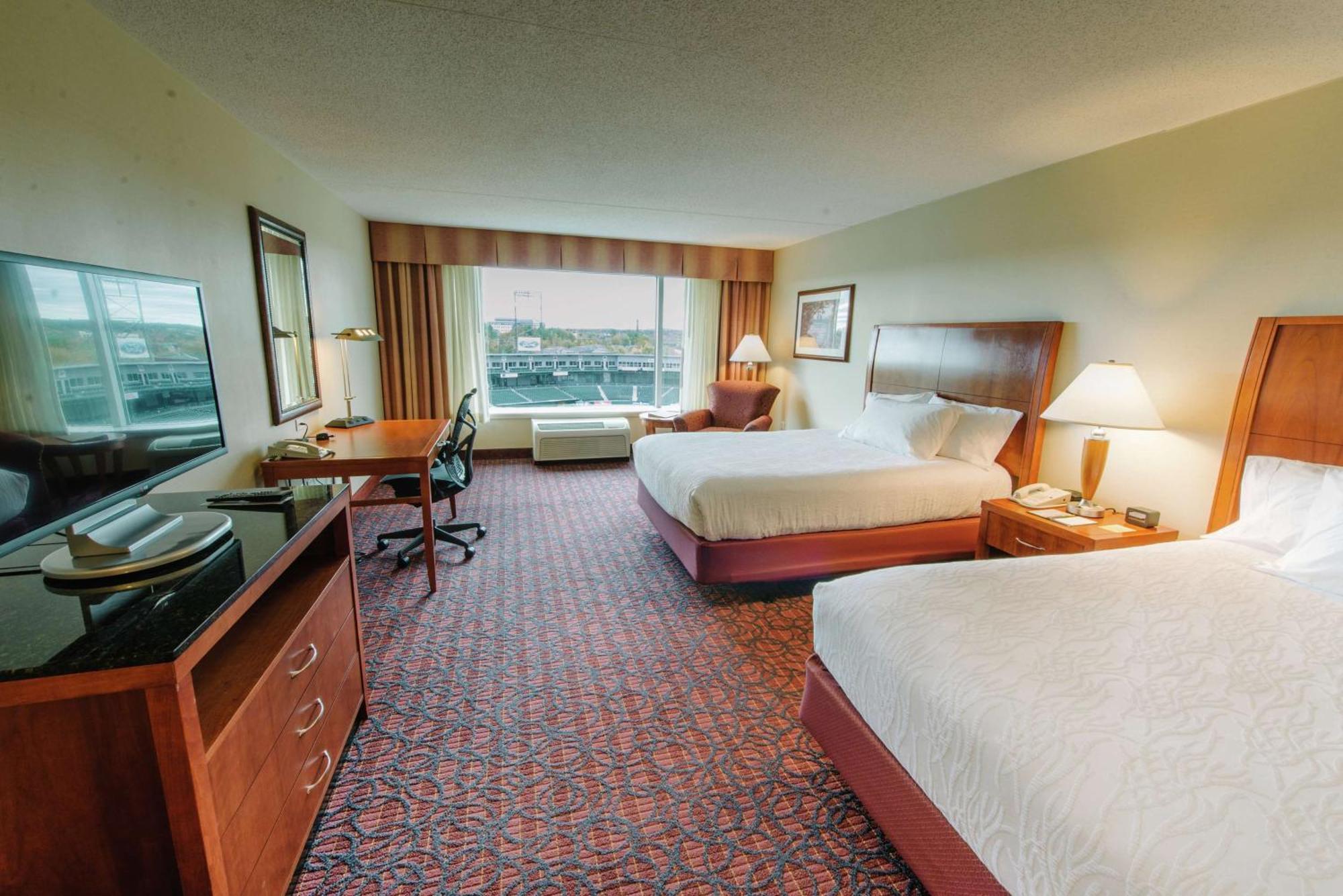 Hilton Garden Inn Manchester Downtown Exterior foto