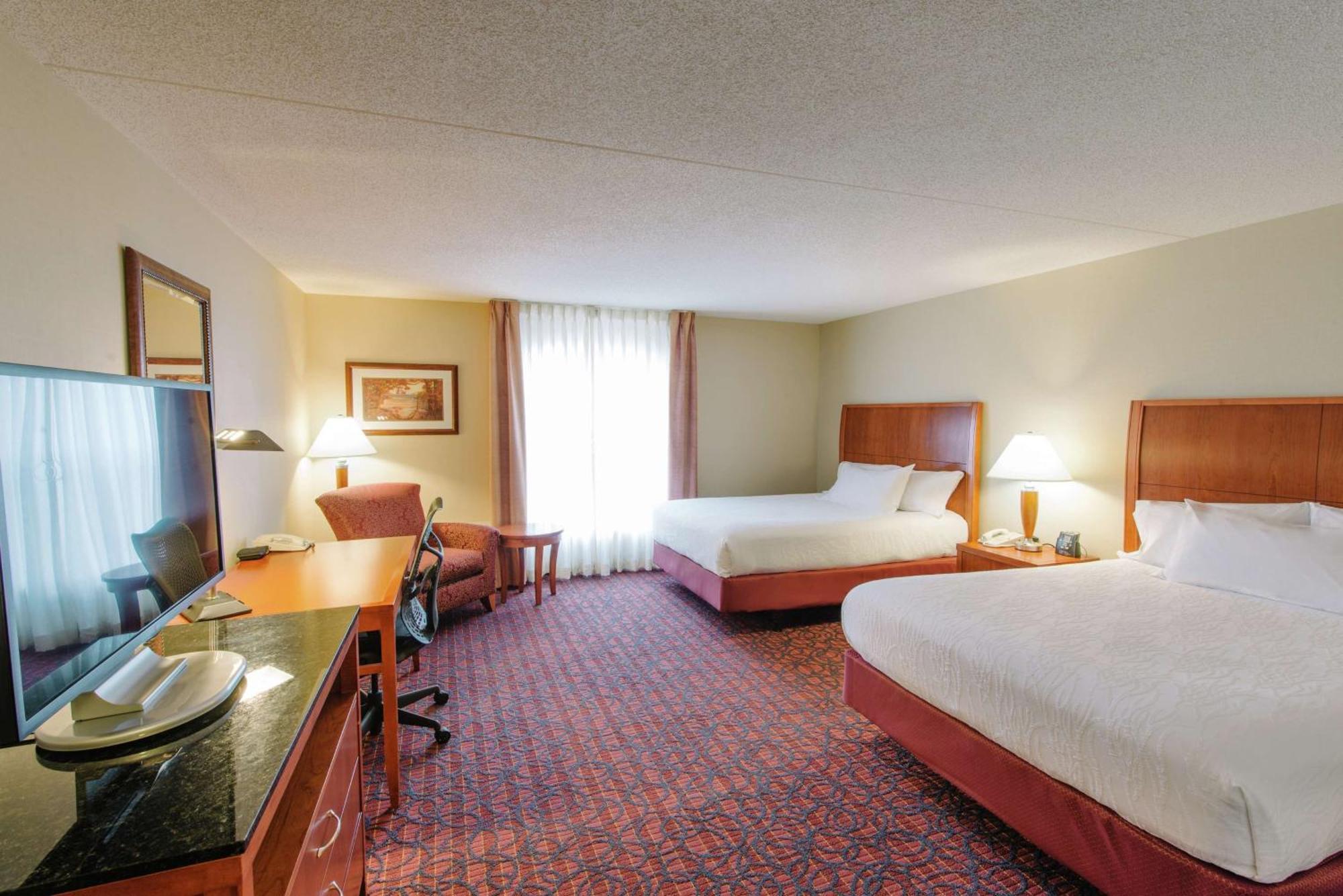Hilton Garden Inn Manchester Downtown Exterior foto